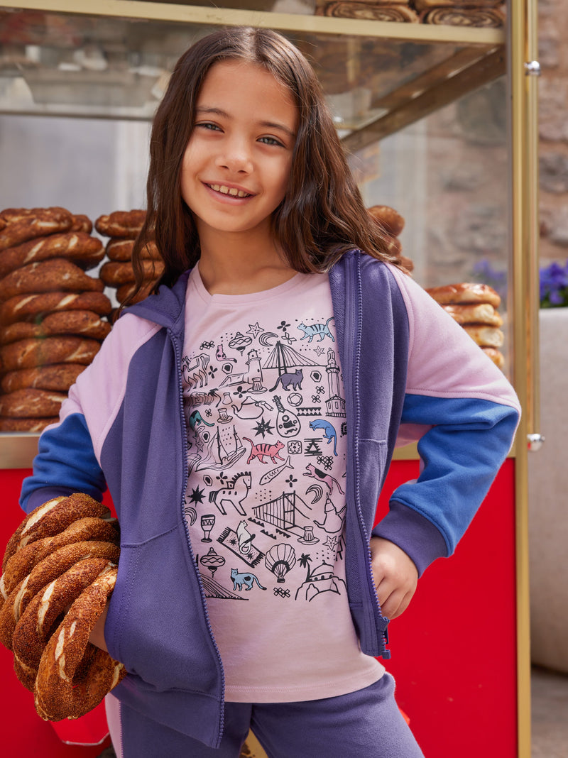 Istanbul Discovery Graphic Tee in Zephyr - View 2