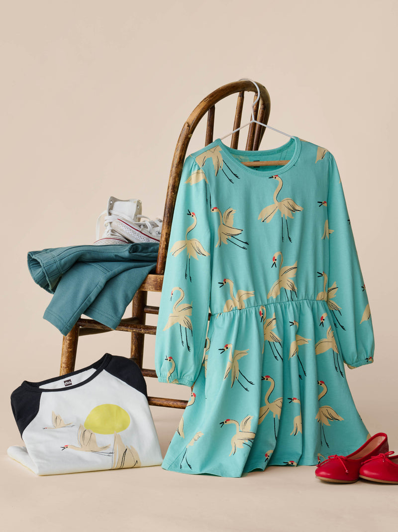 Flying Cranes Graphic Raglan T in Chalk - View 2
