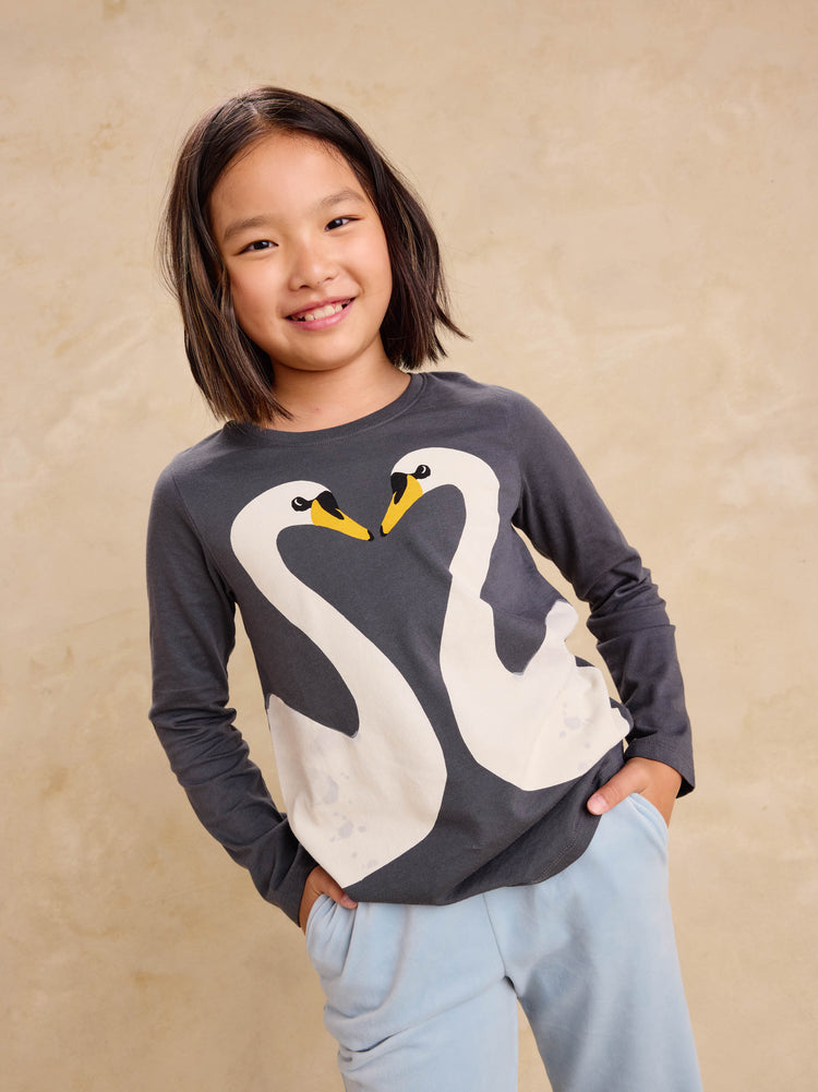Girl Pepper Royal Swans Graphic Tee | Tea Collection