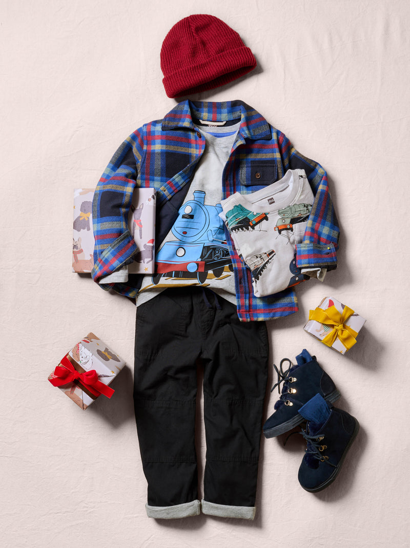Long Sleeve Printed Pocket Tee in Great Railway Journey - View 2
