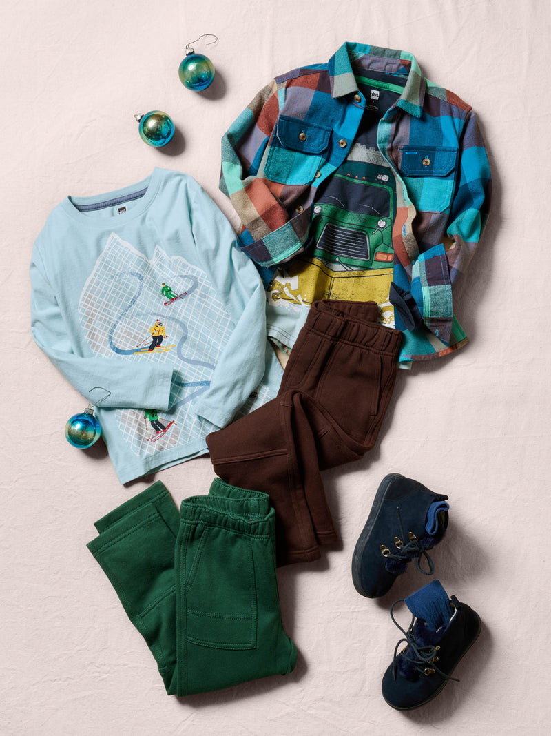 Playwear Pants in Pineneedle - View 2